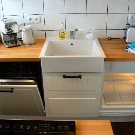 Modern Ausgestattetes Mit Moeblierter Suedhang-terrasse Im Altenautal *