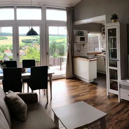 Modern Ausgestattetes Mit Moeblierter Suedhang-terrasse Im Altenautal *