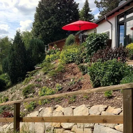 Modern Ausgestattetes Mit Moeblierter Suedhang-terrasse Im Altenautal